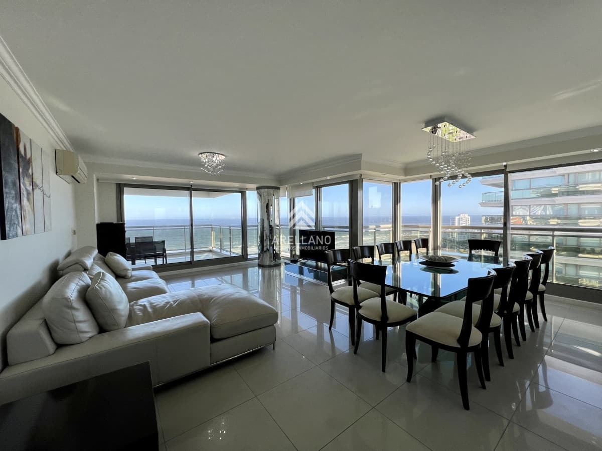 Apartamento ID.3657 - Venta apartamento 3 dormitorios y dependencia Brava