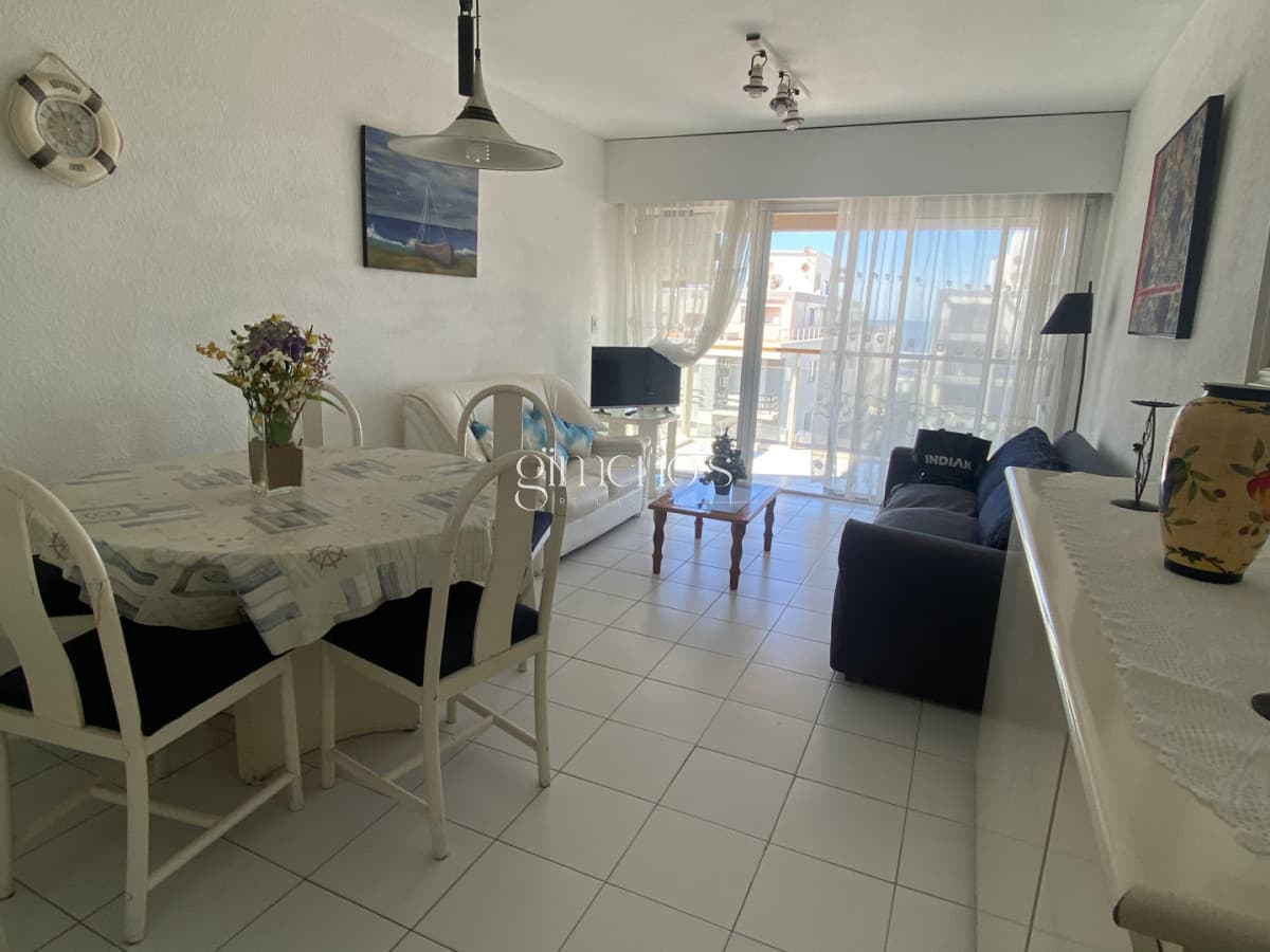 Apartamento de 2 dormitorios con vista al mar en Peninsula