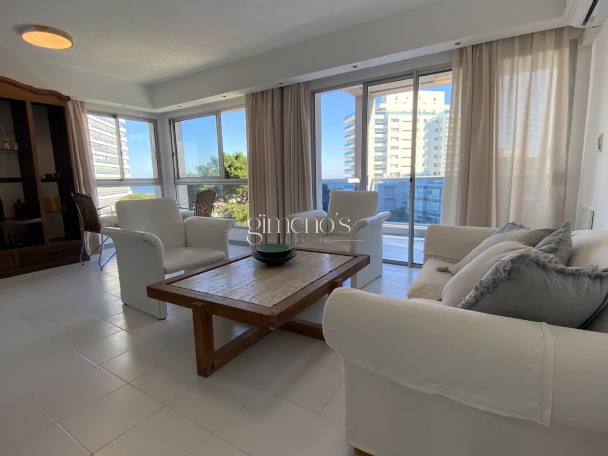 Venta de Apartamento 3 Dormitorios - Punta del Este - Playa Brava