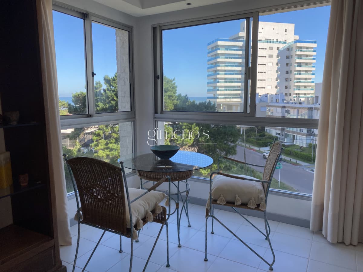 Venta de Apartamento 3 Dormitorios - Punta del Este - Playa Brava
