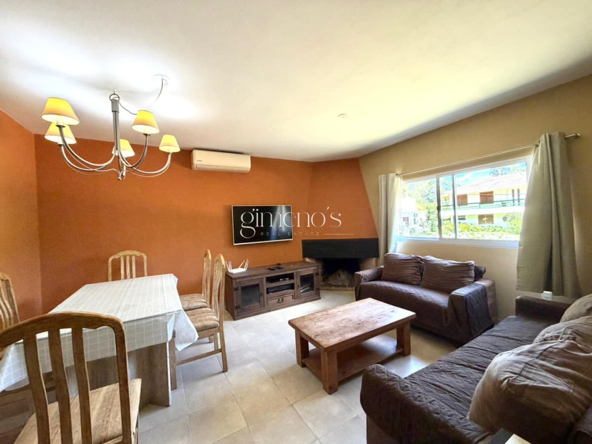 Casa Aguila Pinares  -