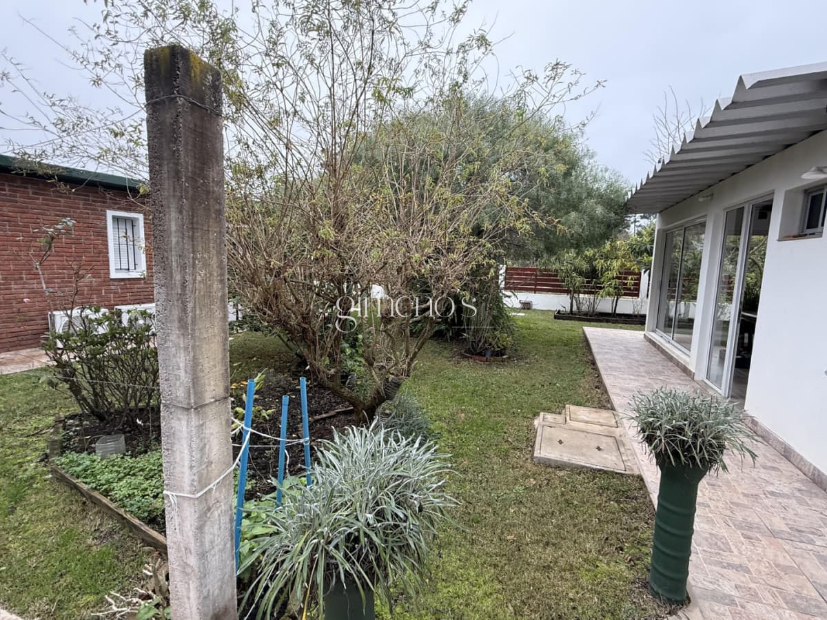 Casa de 3 dormitorios a la venta en Pinares - Playa Mansa
