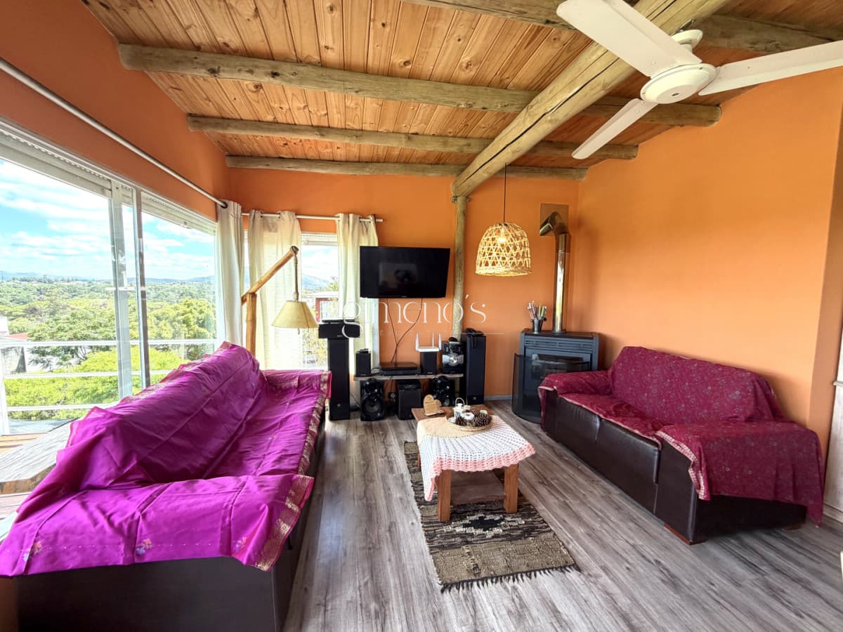 Casa en venta de 3 Dormitorios en Piriapolis - Maldonado