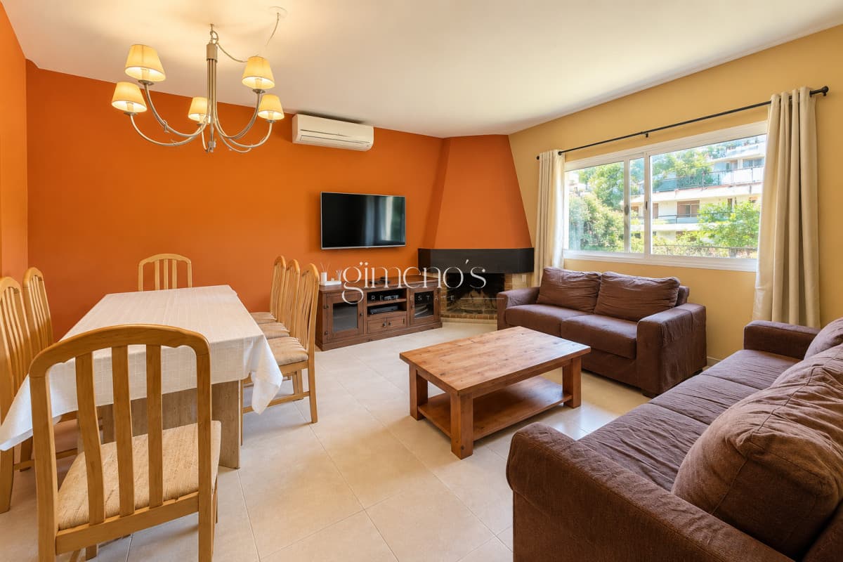 Casa Aguila Pinares  -