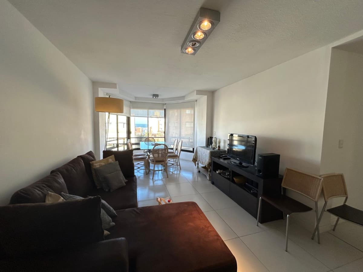 Apartamento ID.2720 - Se vende hermoso y amplio apto en la Peninsula