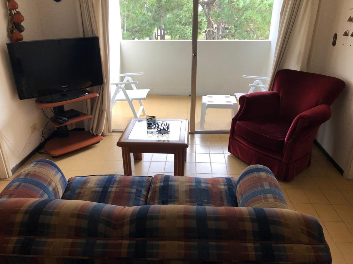 Apartamento en Roosevelt, 2 dormitorios *  -