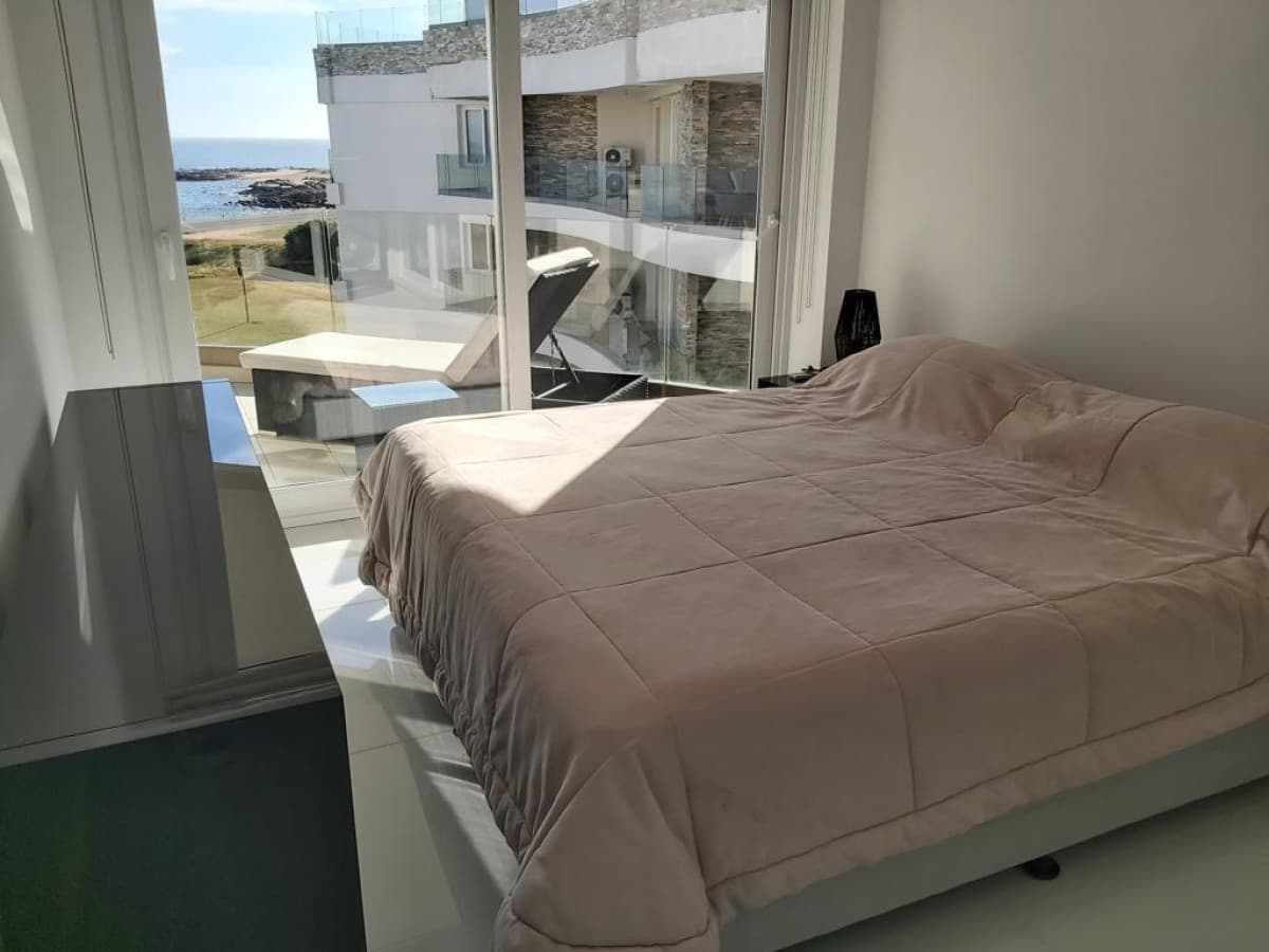 ALQUILER DE TEMPORADA, PRIMERA LINEA AL MAR