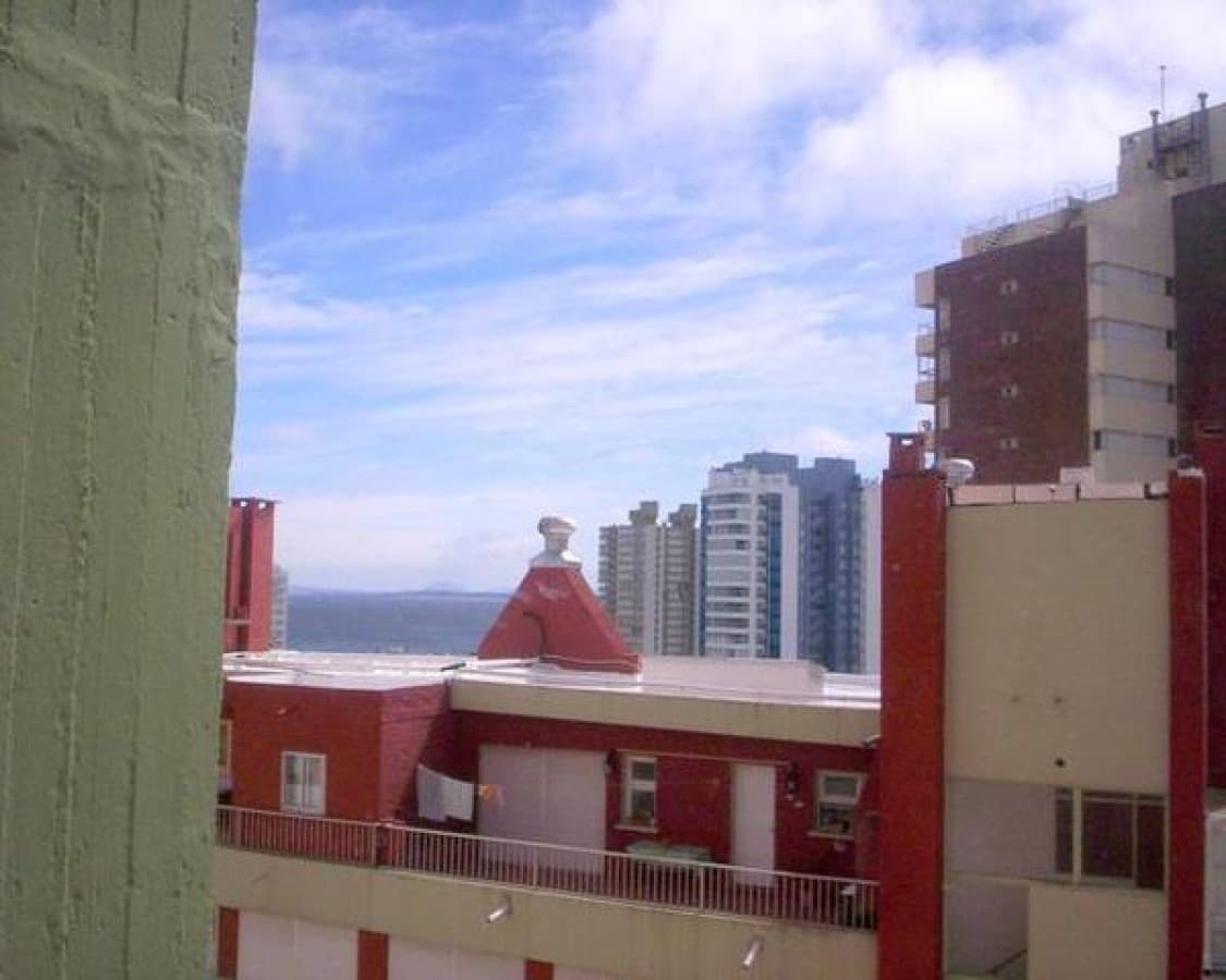 Apartamento en Brava, 1 dormitorios *  -