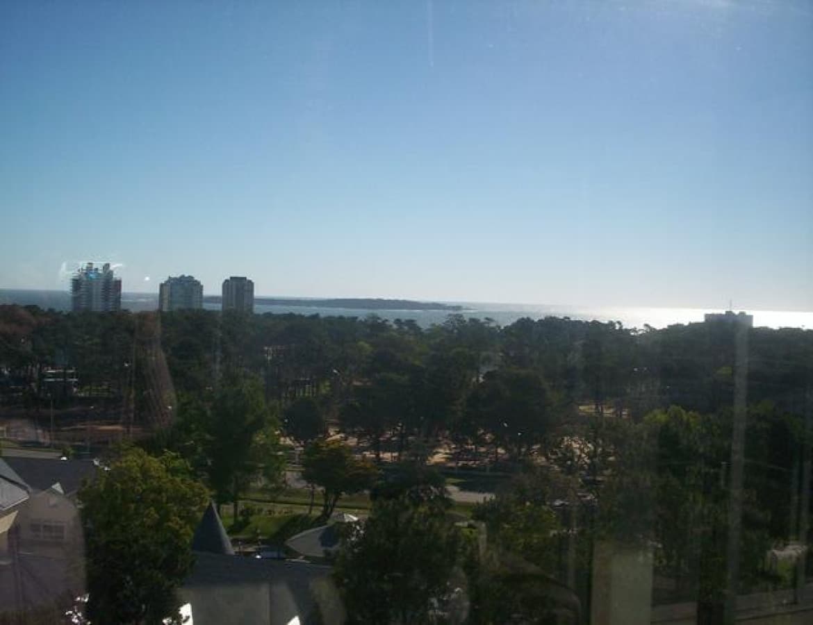 Apartamento en Roosevelt, 2 dormitorios *  -