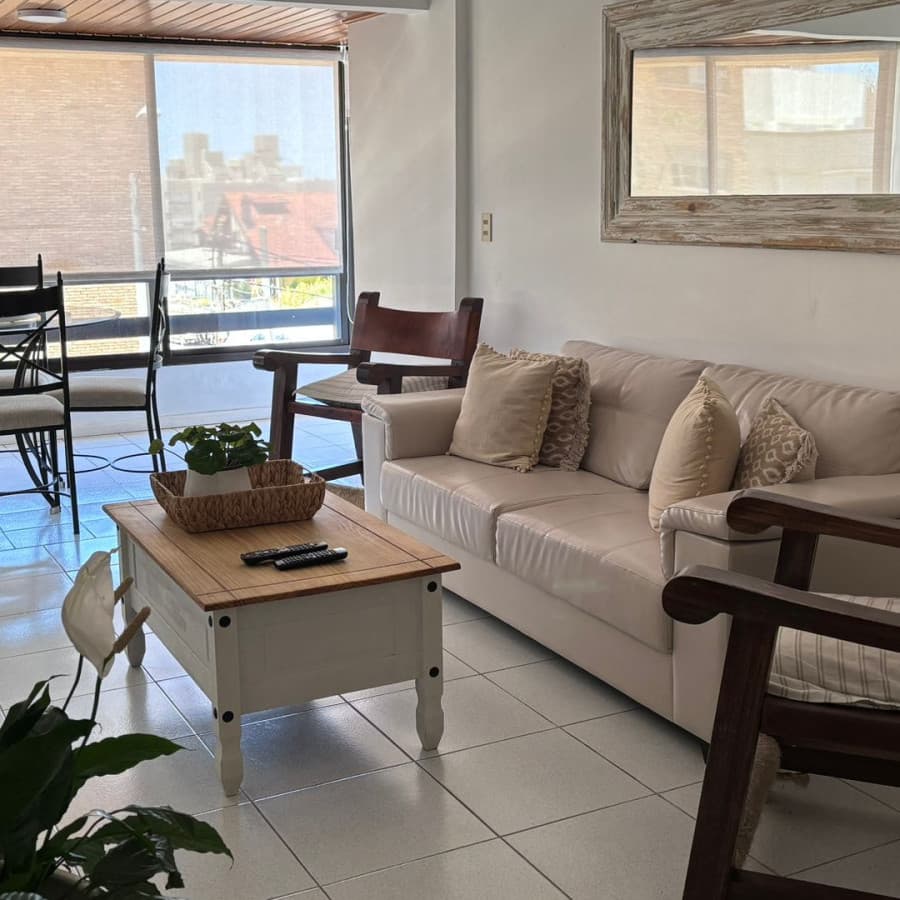 Alquiler de temporada, parrillero propio, terraza, garage  -