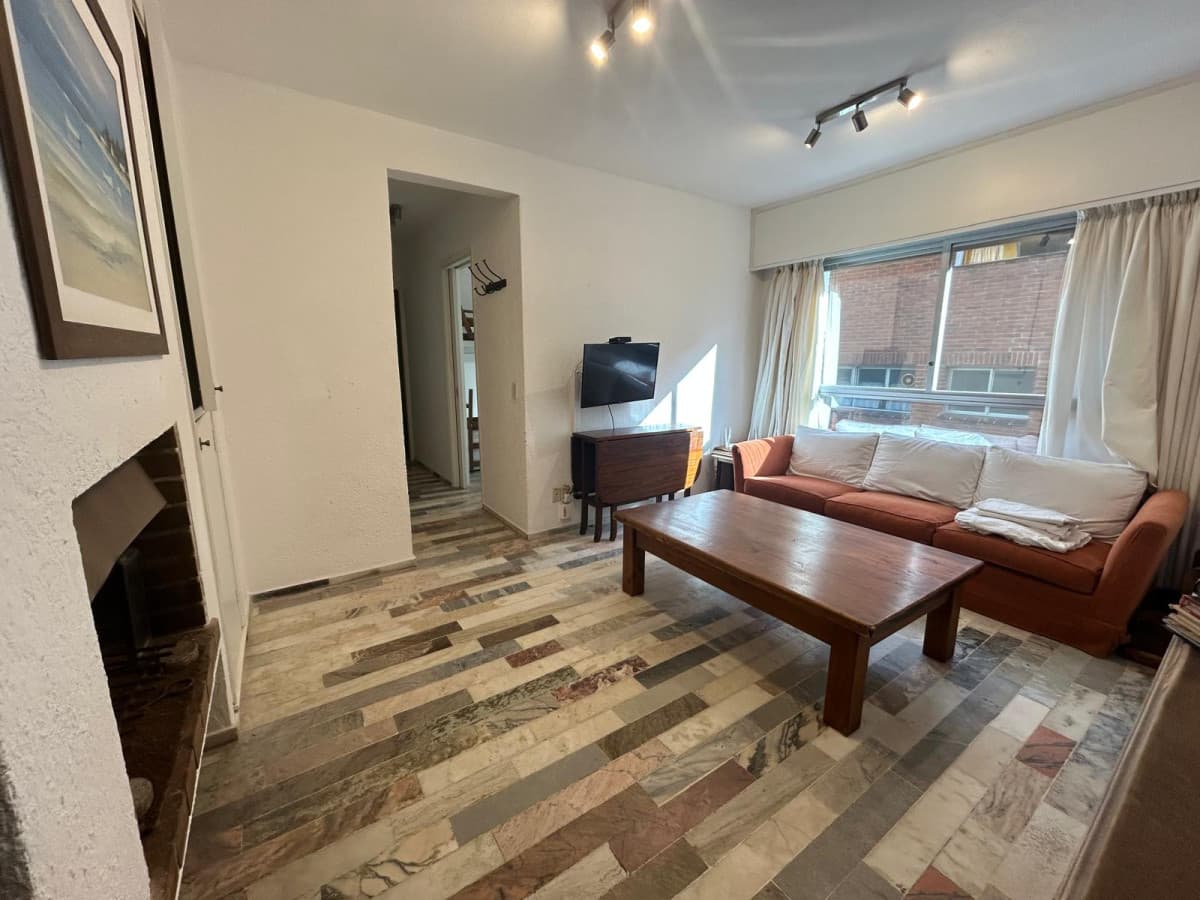 Apartamento ID.2822 - Apto en venta, Reciclado, a metros del Mar, con garage