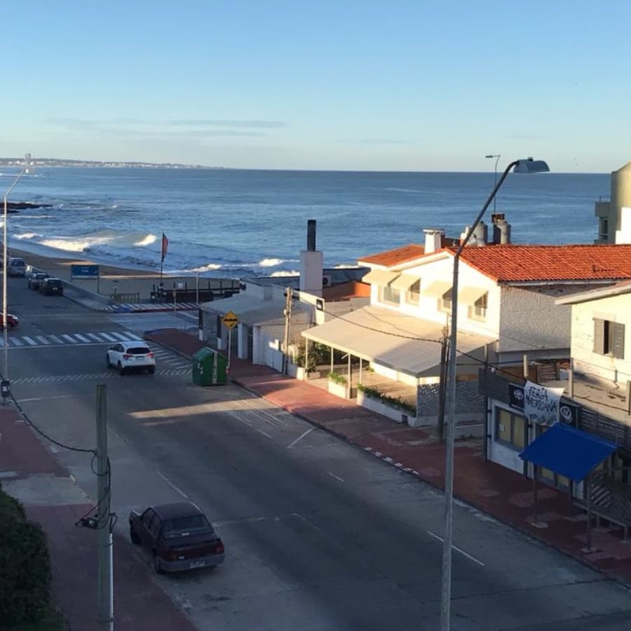 Apartamento ID.1502 - Se vende apto en la Peninsula, con terrazaq y vista al Emir
