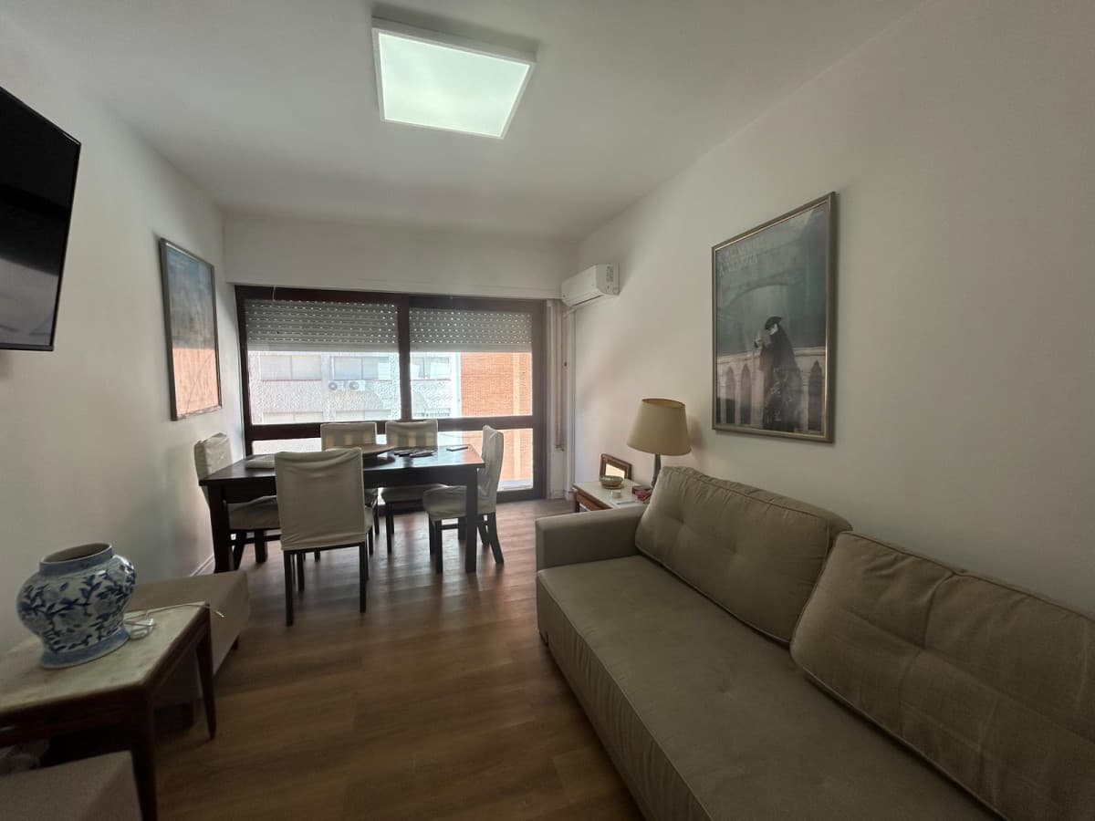 Apartamento ID.1428 - Edificio Islamar, dos dormitorios, contrafrente