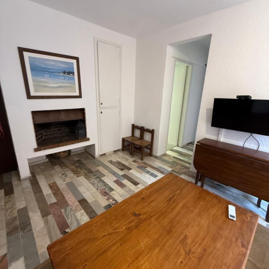 Apartamento ID.2822 - Apto en venta, Reciclado, a metros del Mar, con garage