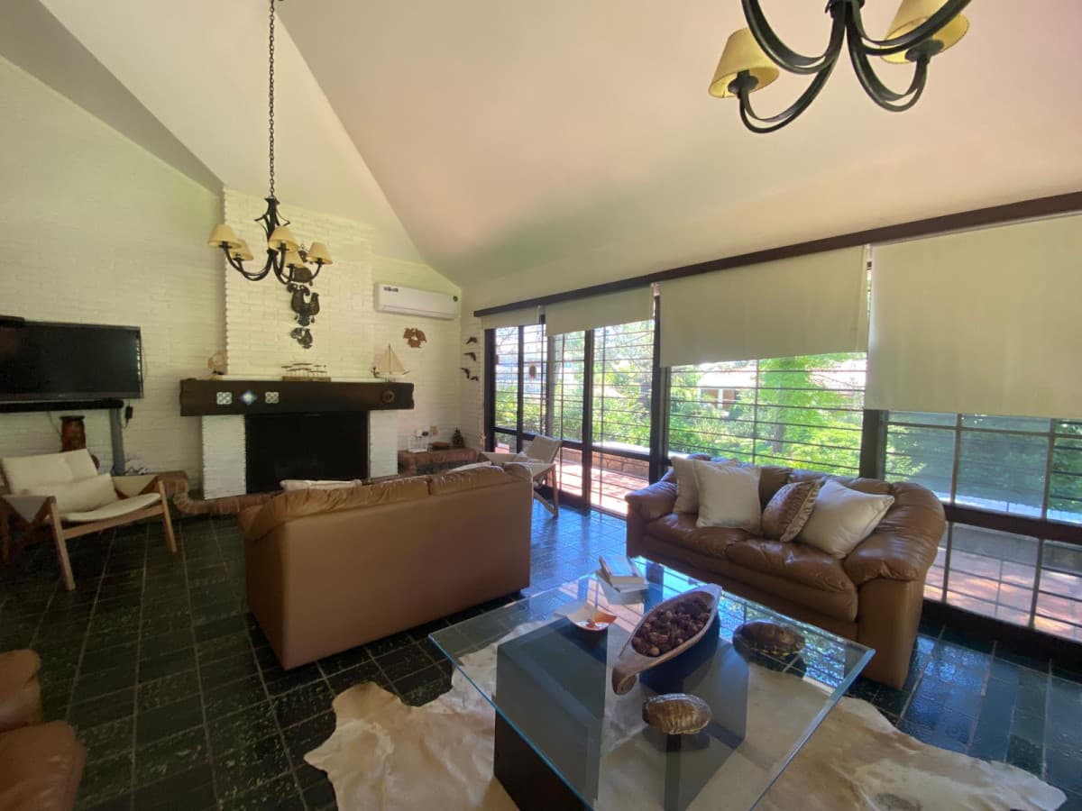 Casa en Mansa, 3 dormitorios *  -