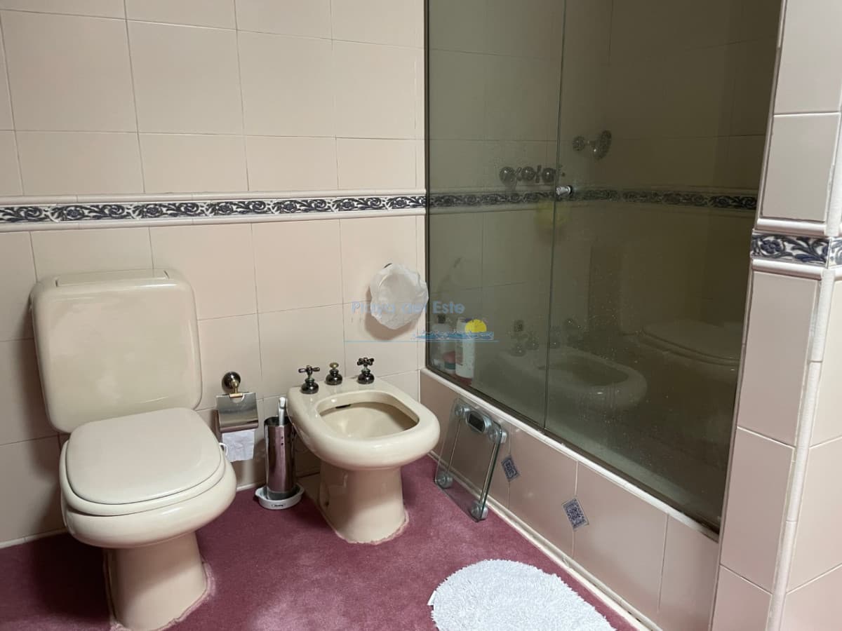 CASA ALQUILER PUNTA DEL ESTE - Inmobiliaria Playa del Este