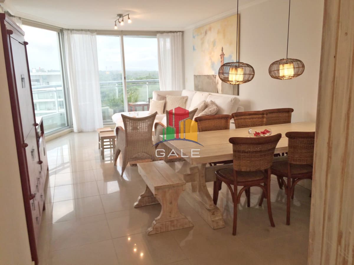 Gale Propiedades & Escribanía Apartamento ID.4232 - Venta Apartamento en Punta del Este Ocean Drive I en Brava 3 Dormitorios en Suite
