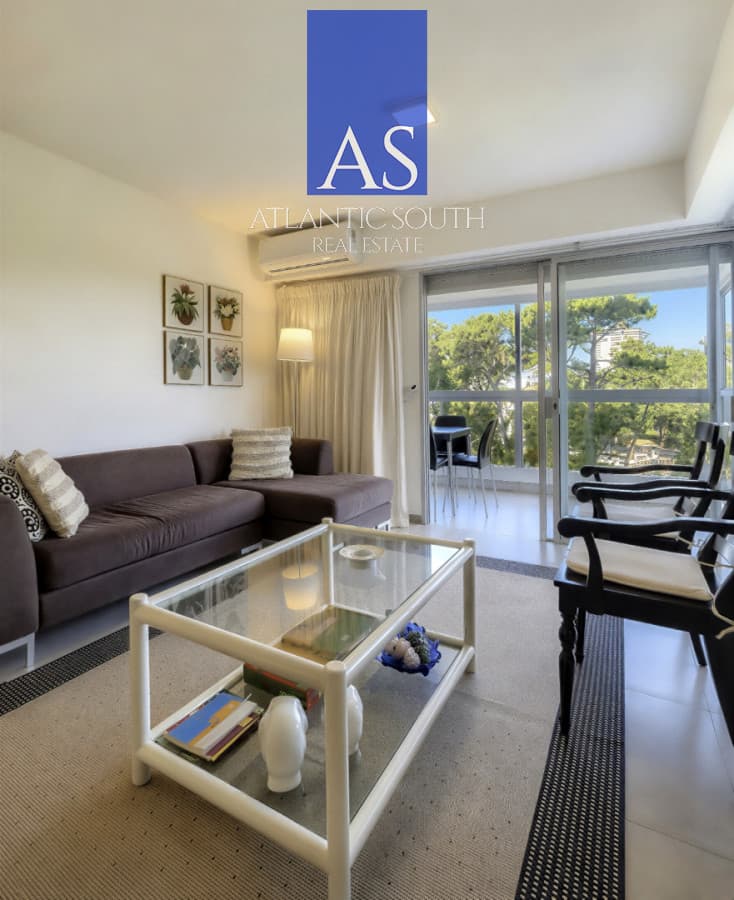 Apartamento Totalmente Reciclado en Parquemar Bosque 2 Dormitorios