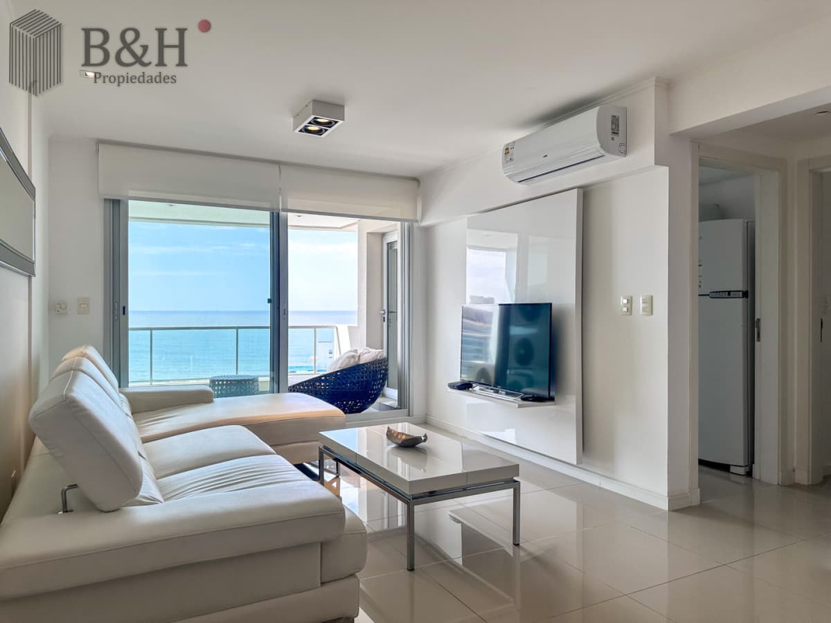 Moderno Apartamento de 3 Dormitorios & Todos Los Servicios En Edificio Wind Tower