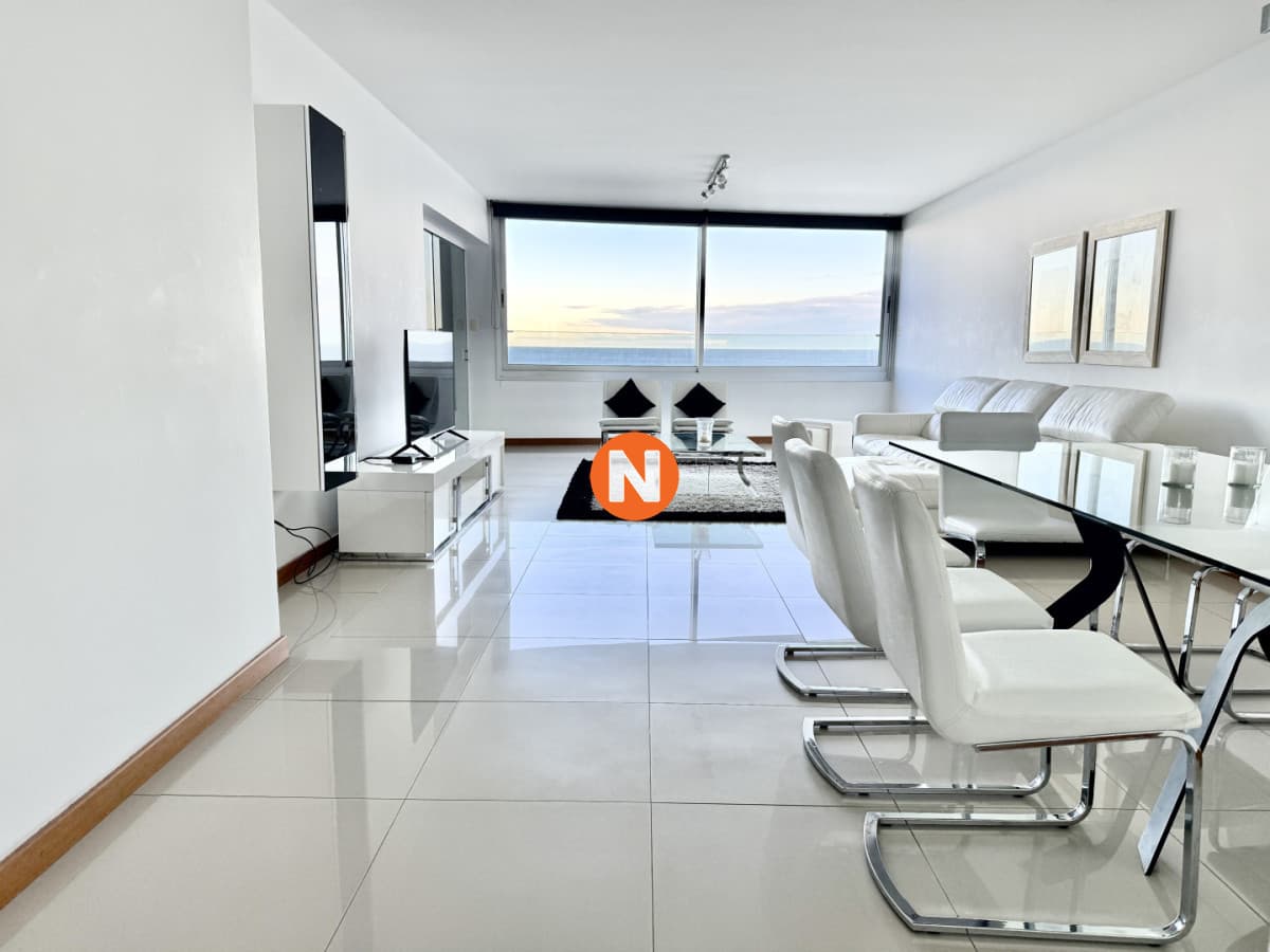 Apartamento Frente al Mar en Brava - Punta del Este