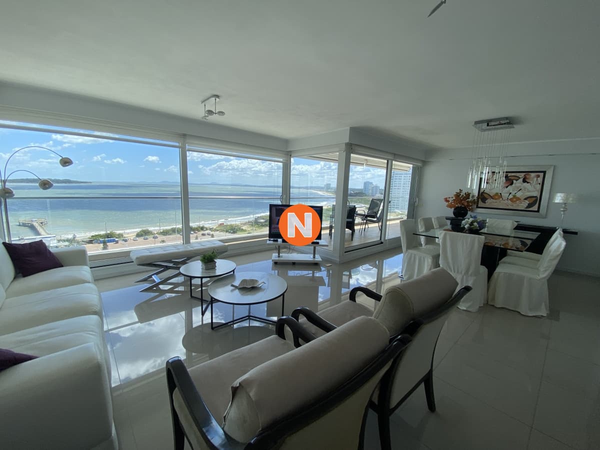 Apartamento de 3 dormitorios en suite - VISTA AL MAR