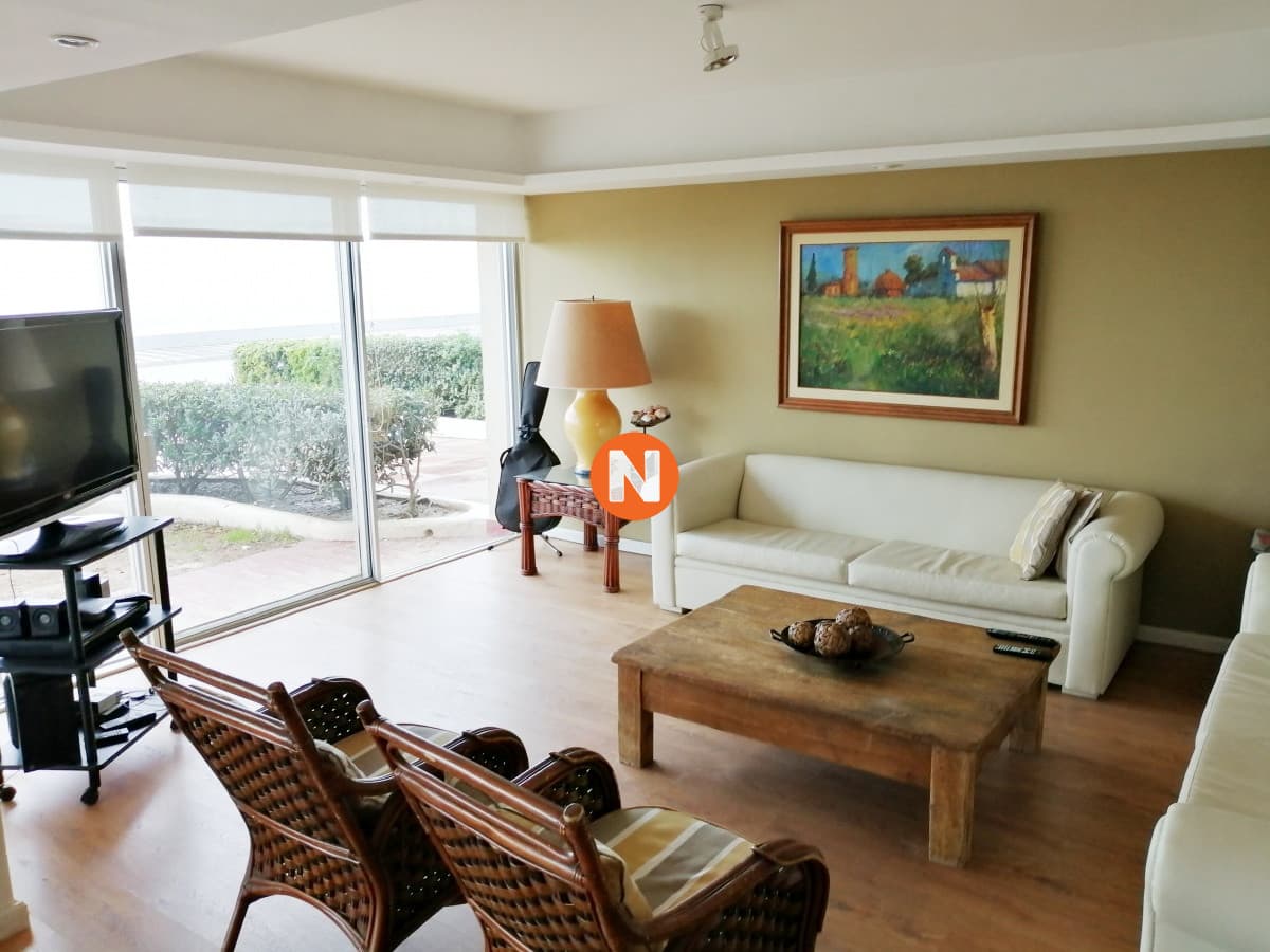 Apartamento Primera Linea Peninsula 5 Dormitorios