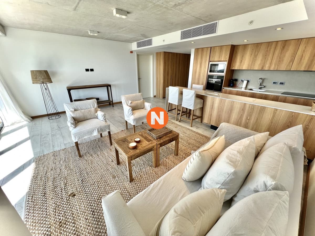 VENTA DE APARTAMENTO DE 1 DORMIORIO EN SUITE EN EDIFICIO SUR ...