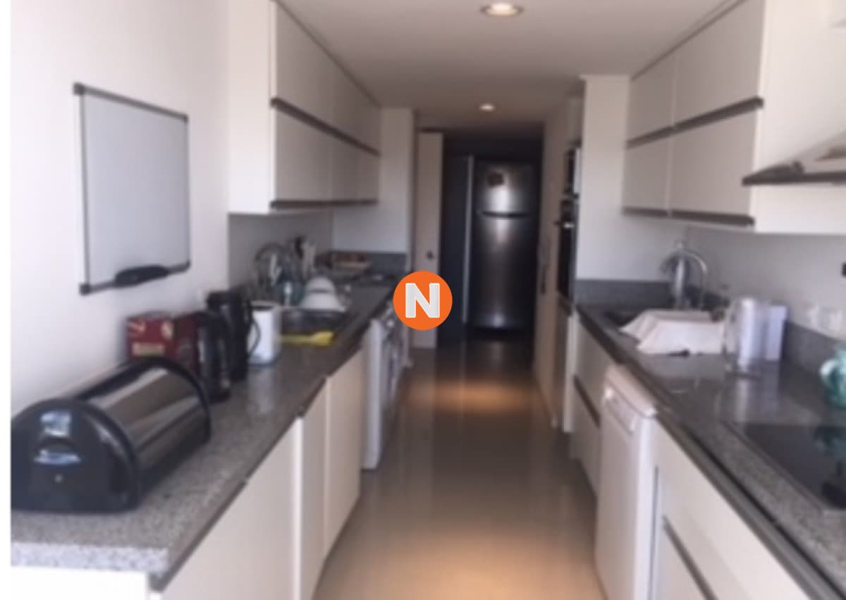 Apartamento en venta en Punta del Este, Brava