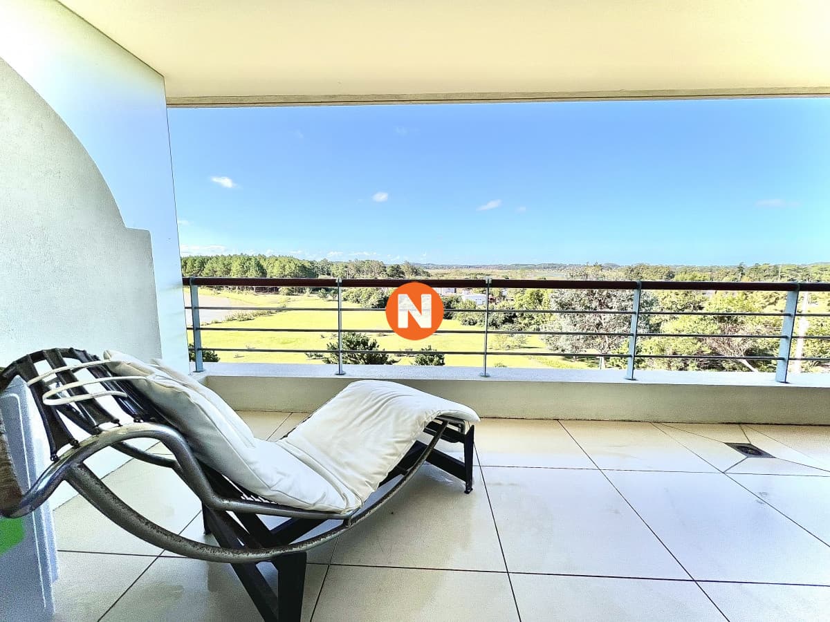 Apartamento en edificio Veramansa.