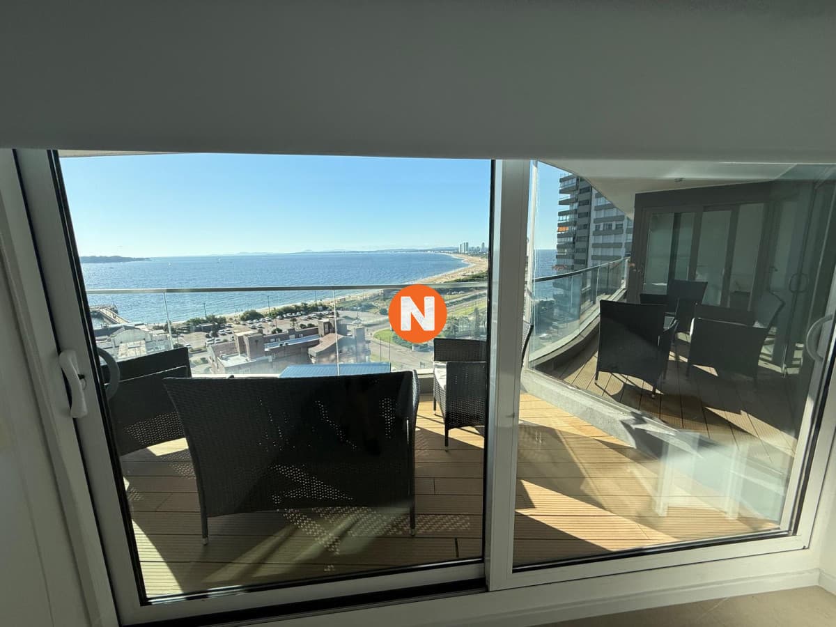 Venta de apartamento 4 ambientes - Peninsula, Punta del Este