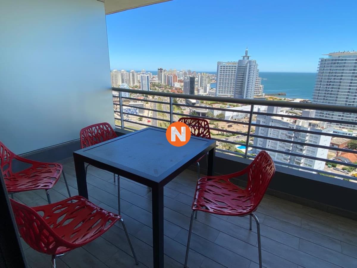 Venta de apartamento de 3 ambientes en Aidy Grill, Punta del ...