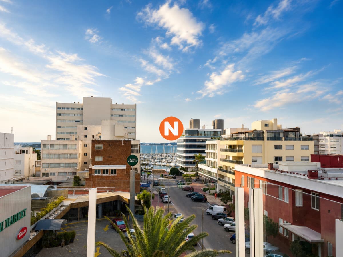 Penthouse en venta en Brava – Península