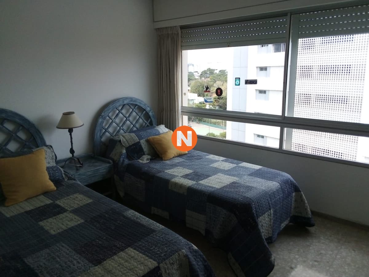 Apartamento en Venta, Mansa, Punta del Este, 3 Dormitorios.