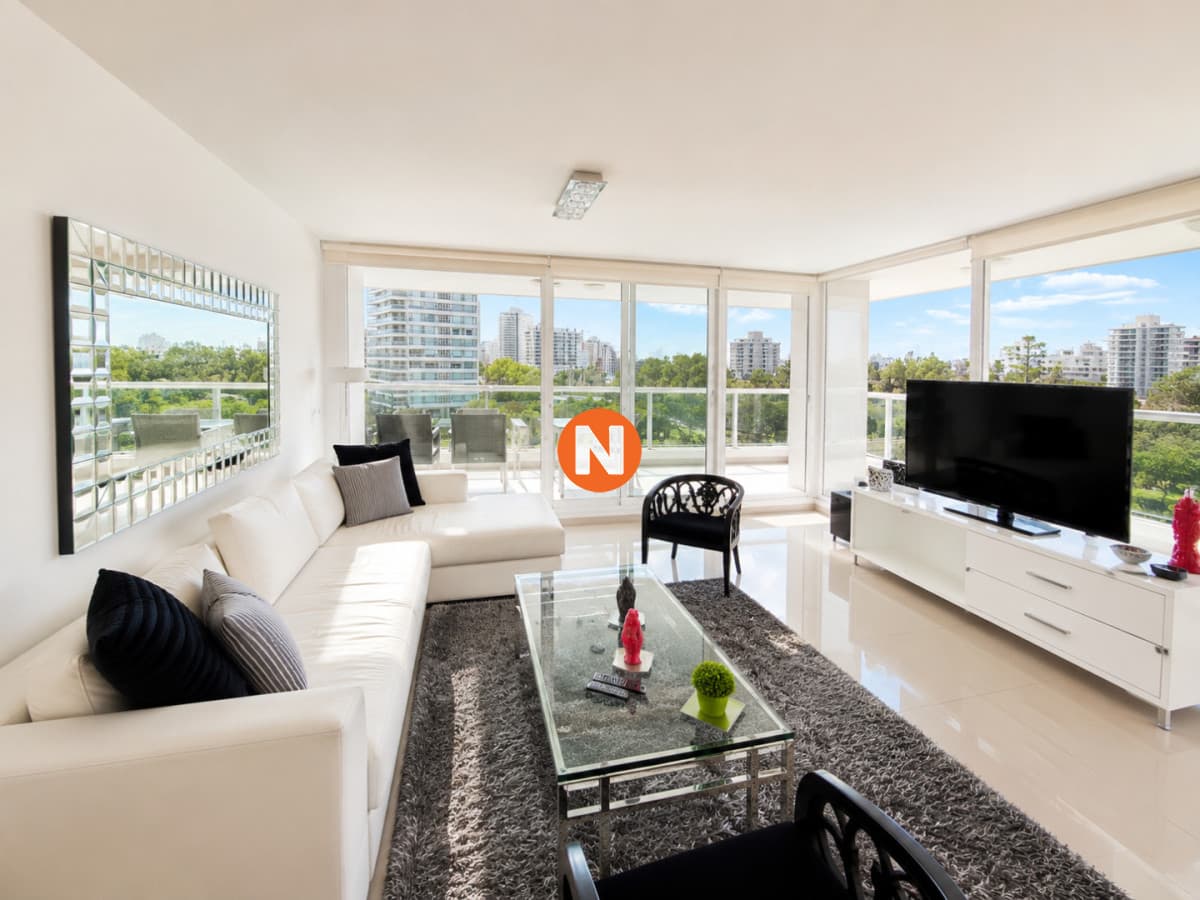 Exclusivo apartamento en Venta, 4 dormitorios