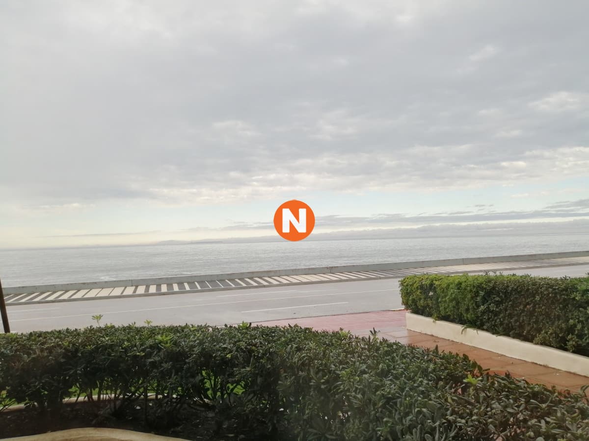 Apartamento Primera Linea Peninsula 5 Dormitorios