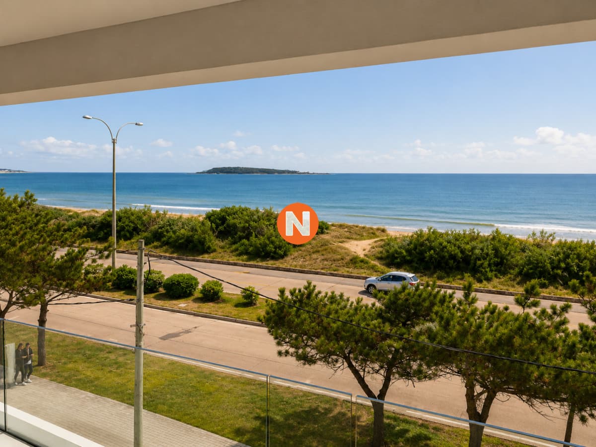 Apartamento en Venta Primera Linea Playa Mansa