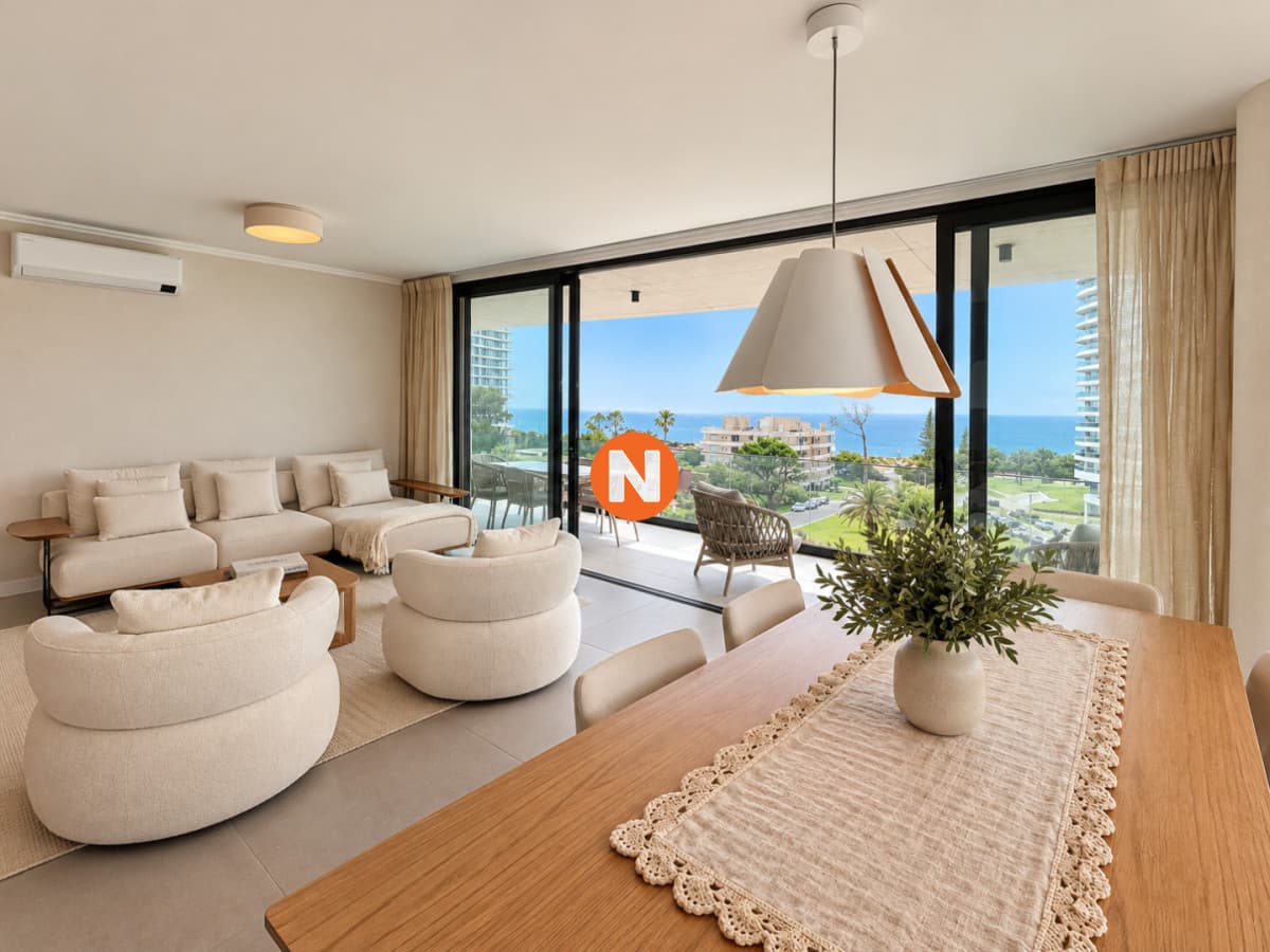 Excepcional apartamento con gran terraza y vista al mar