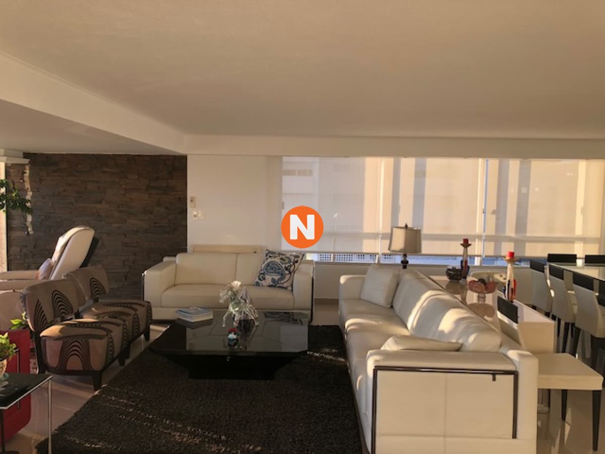Apartamento frente al mar en Mansa, Punta del Este