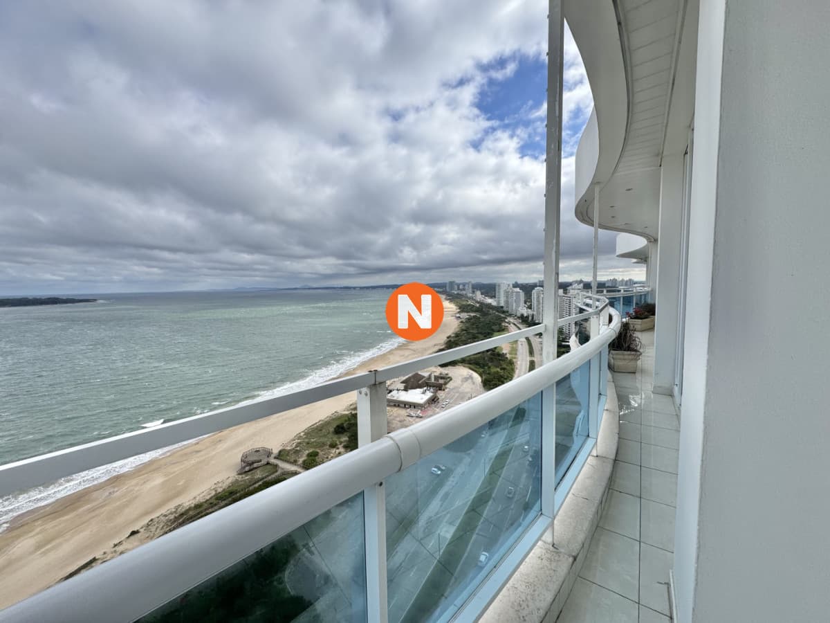 ESPECTACULAR APARTAMENTO PENTHOUSE DUPLEX EN MILENIUM PUNTA  ...