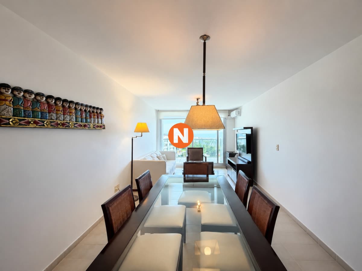 Apartamento en Venta, Mansa, Punta del Este, 2 Dormitorios.