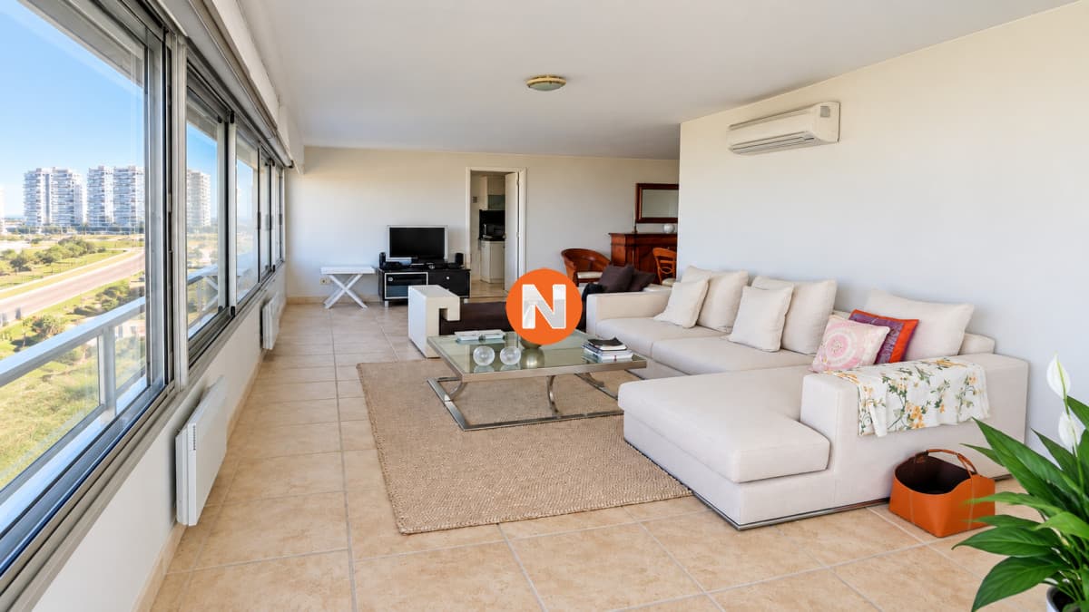 Amplio Apartamento en Brava - Punta del Este