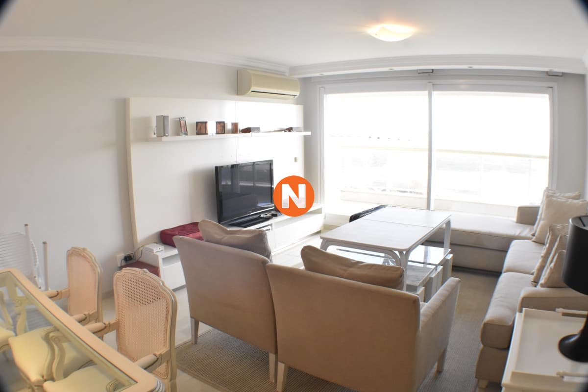 Oportunidad en Le Jardín, Apartamento en Venta, 3 dormitori ...