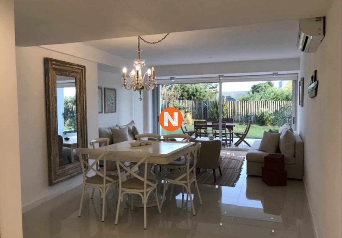 Apartamento en Venta de 2 dormitorios Bikini