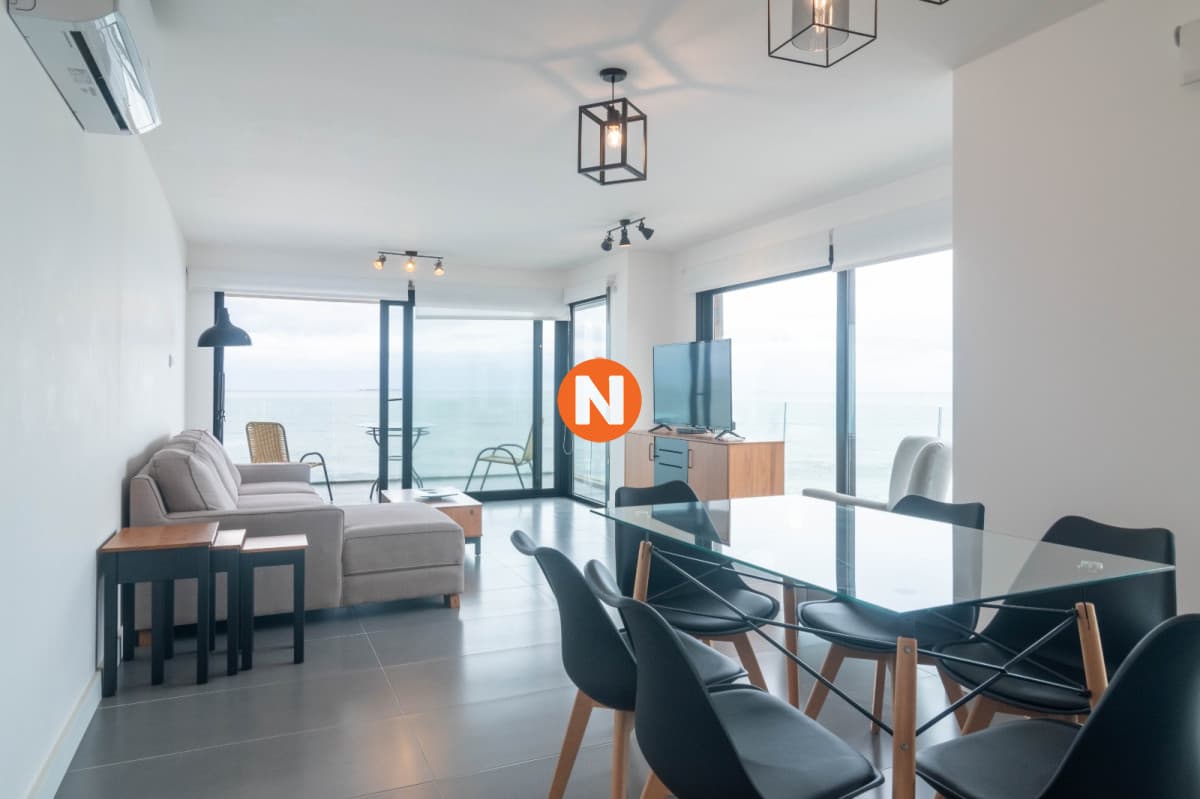 Venta espectacular apartamento primera linea
