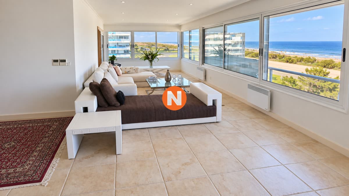 Amplio Apartamento en Brava - Punta del Este