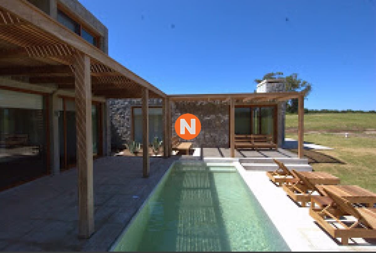 Casa en venta en Laguna States