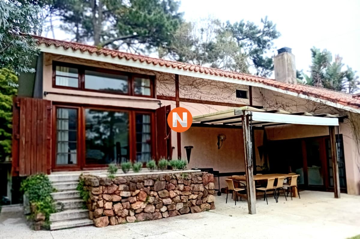 Hermosa Casa en alquiler temporada en el Golf