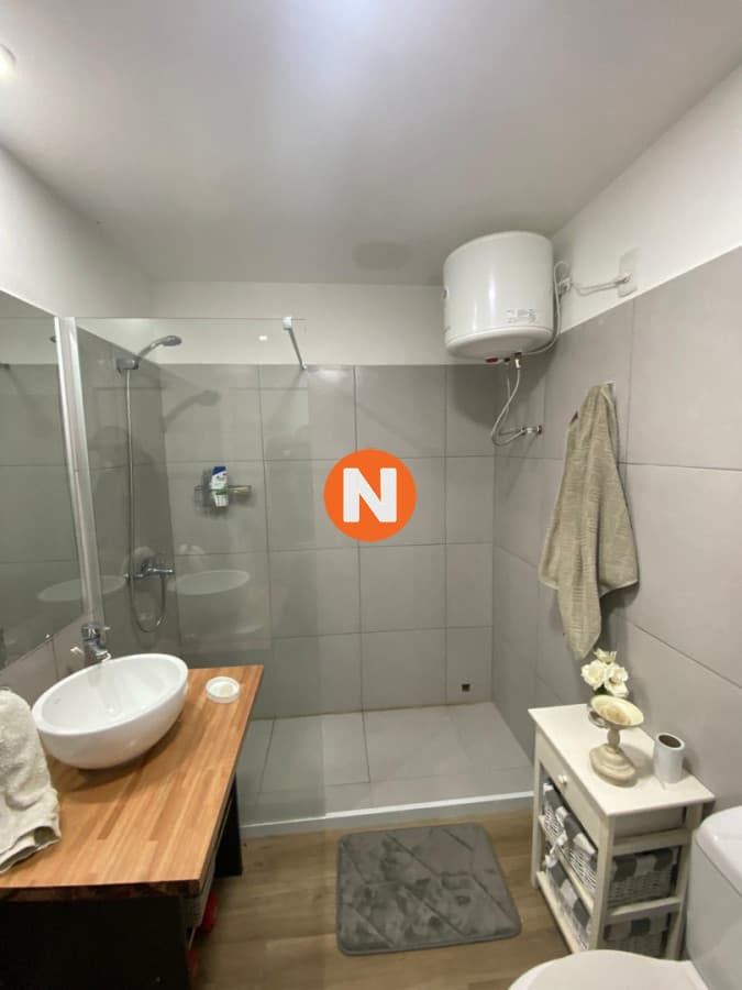 Casa en venta con Piscina y Parillero