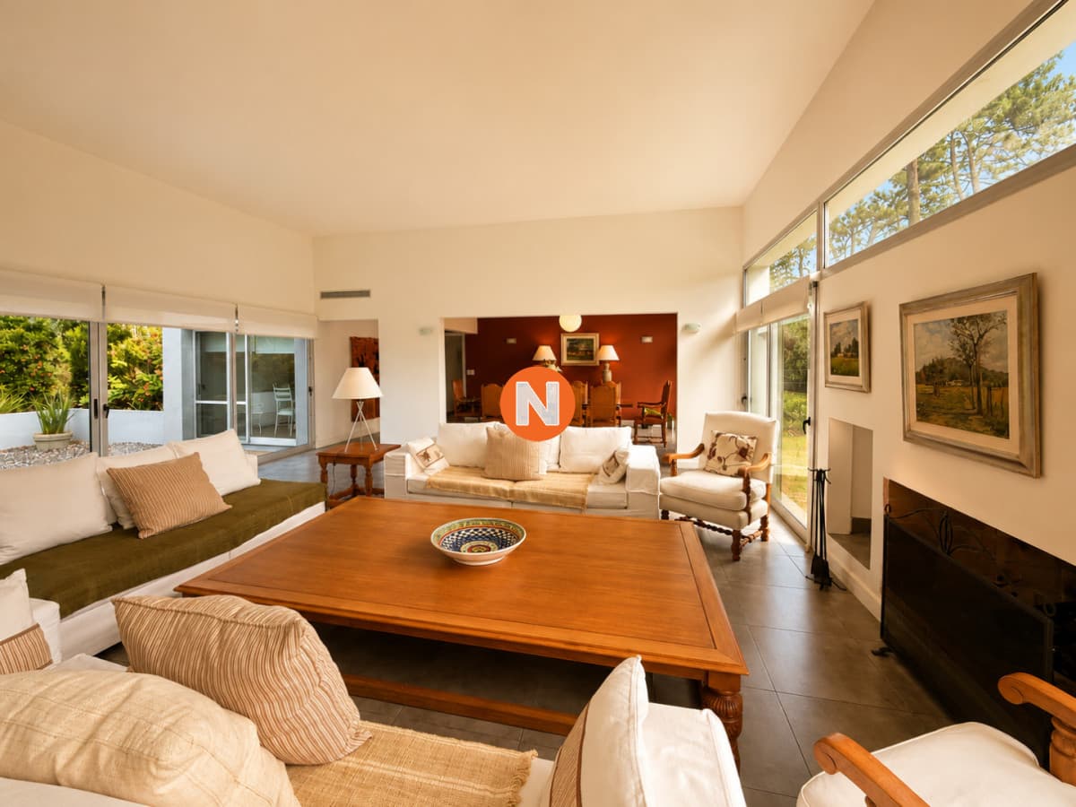 Casa en Venta en La Arbolada - Punta del Este