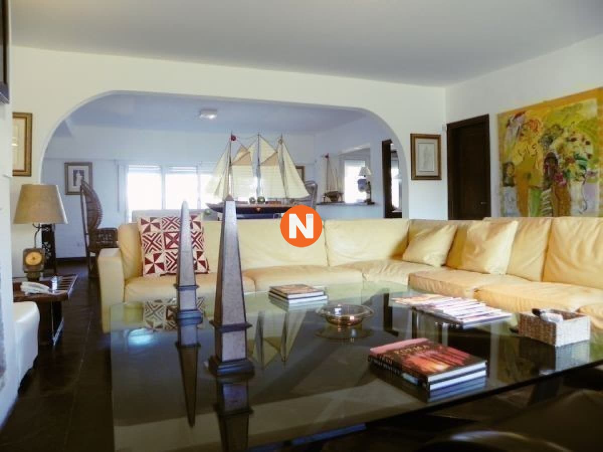 Casa en Venta, 6 dormitorios, La Barra